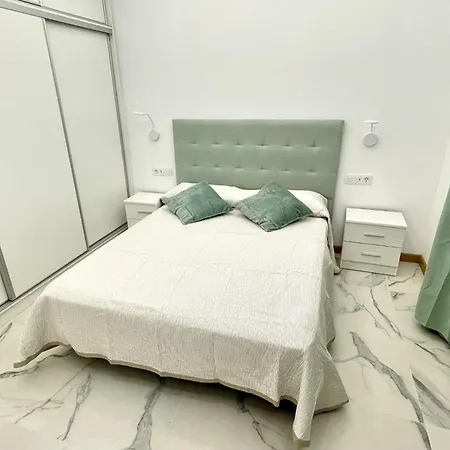 Apartment 1 Island Village With Wi Fi And Pool Costa Adeje (Tenerife)