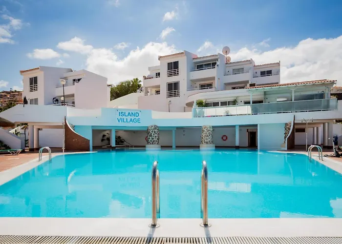 Apartment 1 Island Village With Wi Fi And Pool